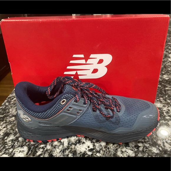 Women’s New Balance Athletic Shoes - Picture 1 of 3